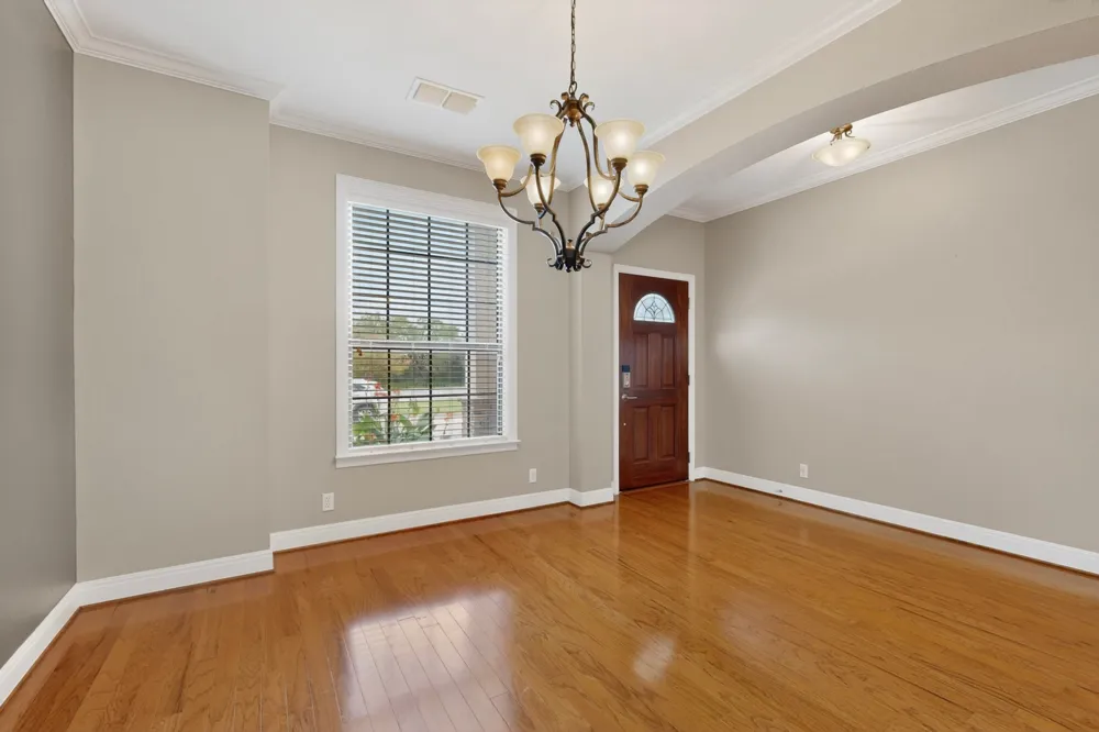 13933 Ashton Woods Circle #71 Austin, TX 78727