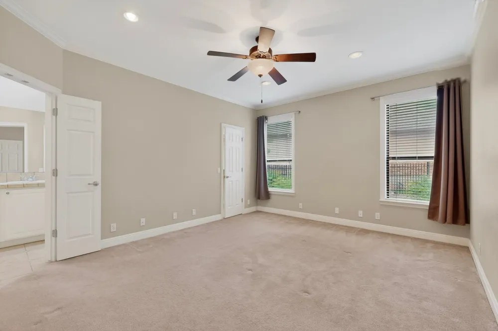 13933 Ashton Woods Circle #71 Austin, TX 78727