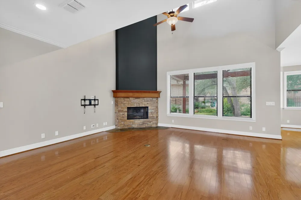 13933 Ashton Woods Circle #71 Austin, TX 78727