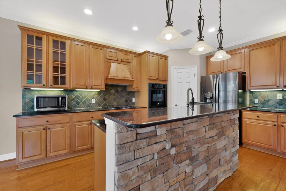 13933 Ashton Woods Circle #71 Austin, TX 78727