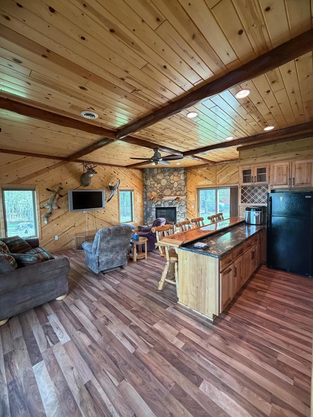 1377 Riverside Drive NW Baudette, MN 56623