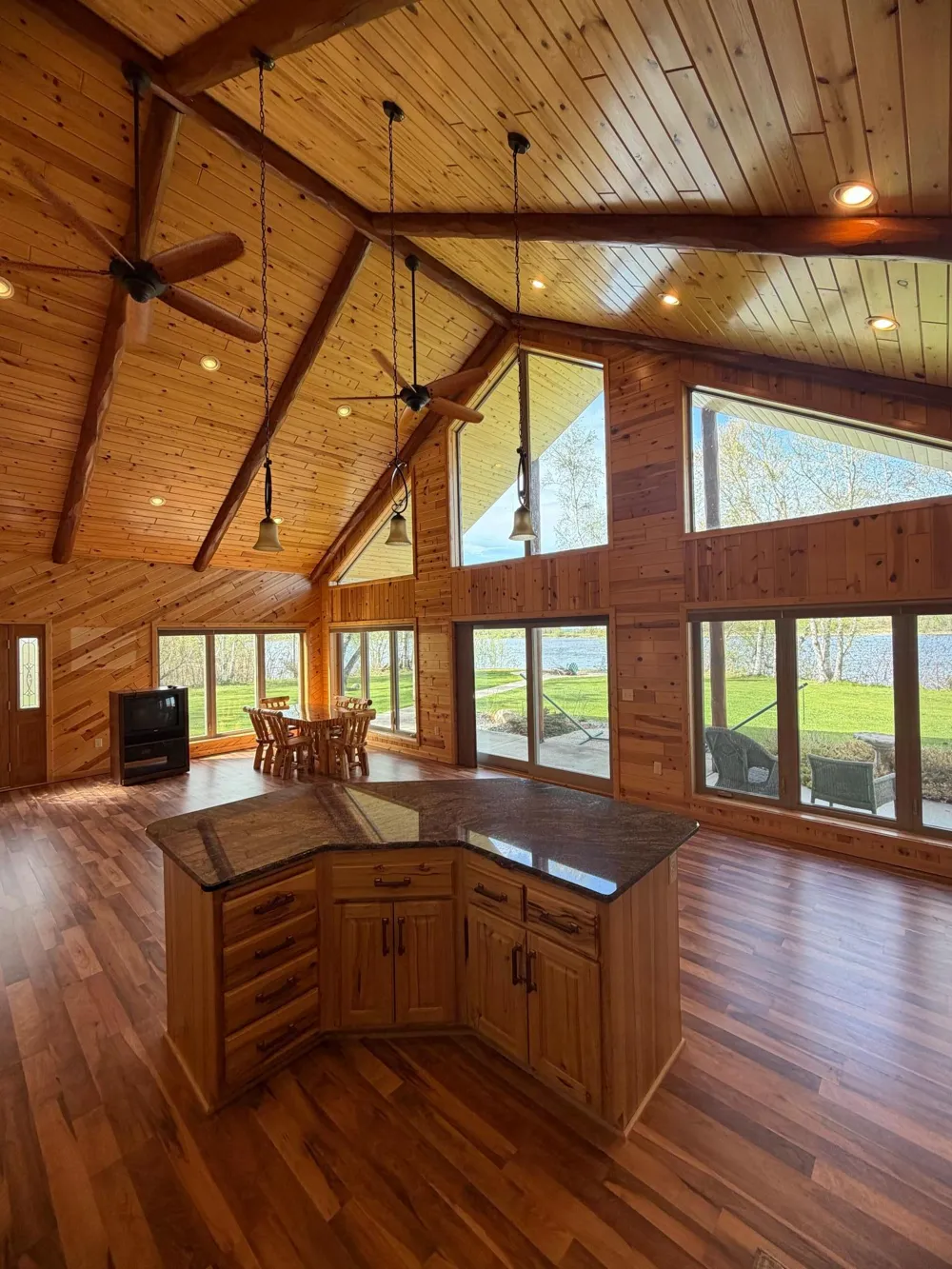 1377 Riverside Drive NW Baudette, MN 56623