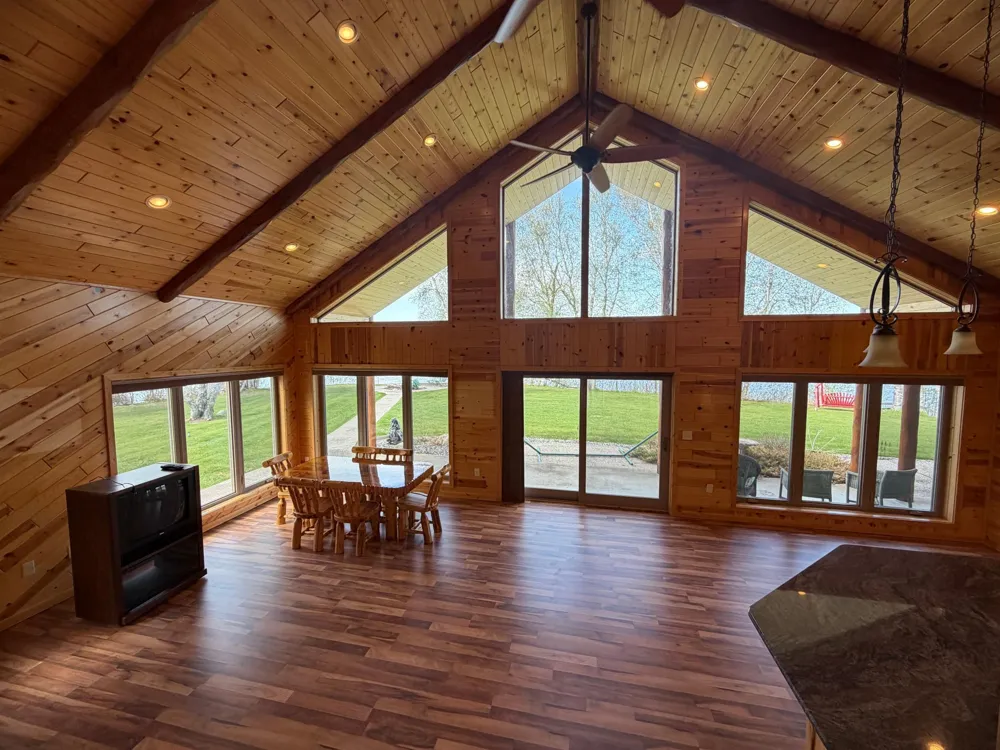 1377 Riverside Drive NW Baudette, MN 56623