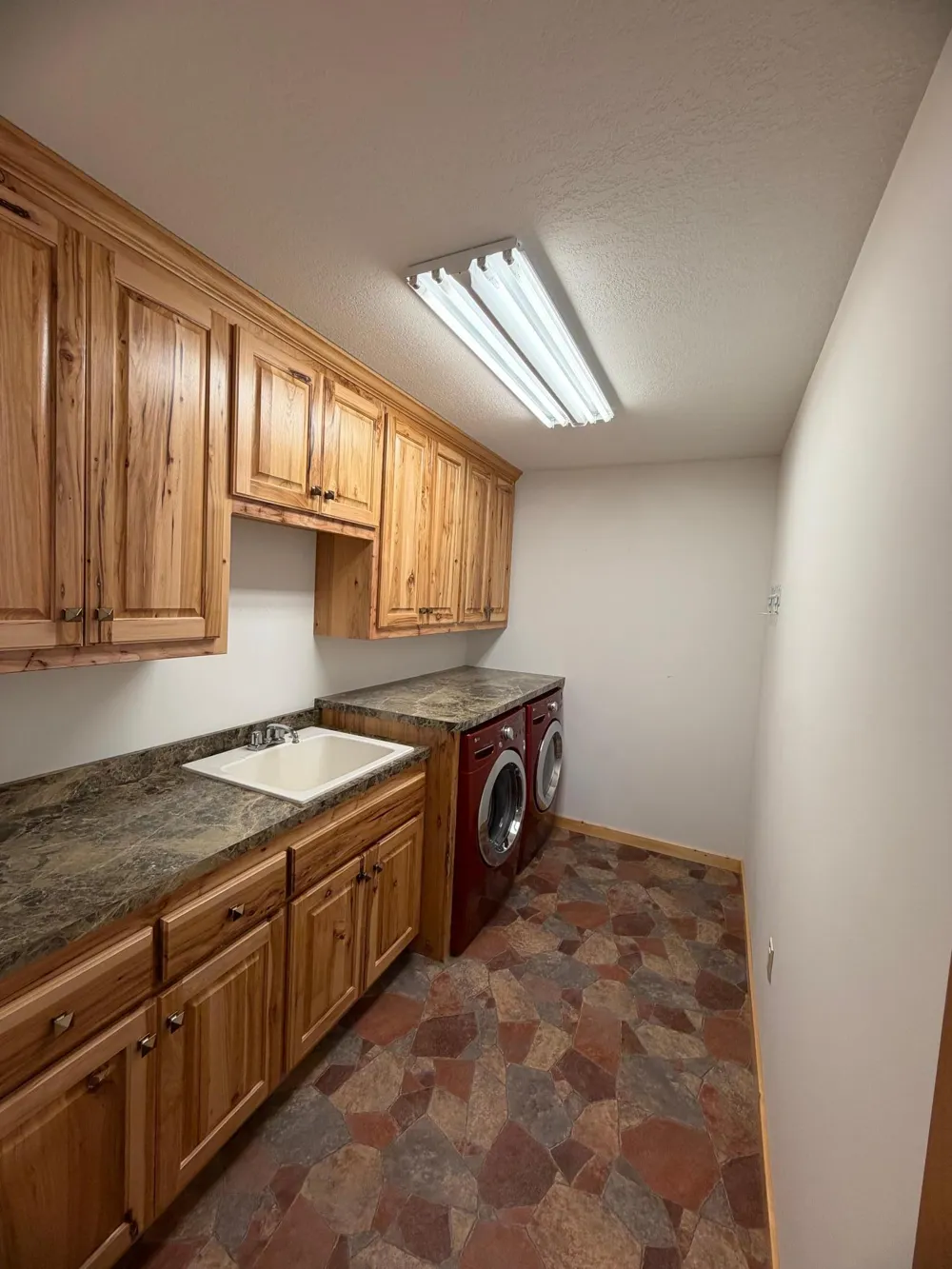1377 Riverside Drive NW Baudette, MN 56623