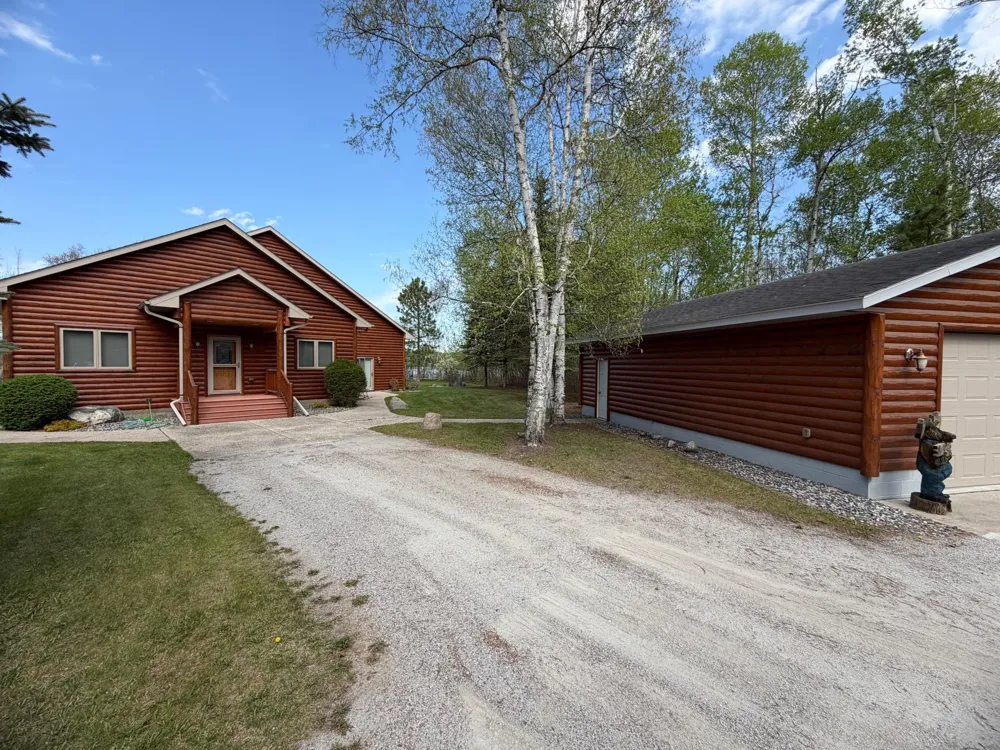 1377 Riverside Drive NW Baudette, MN 56623