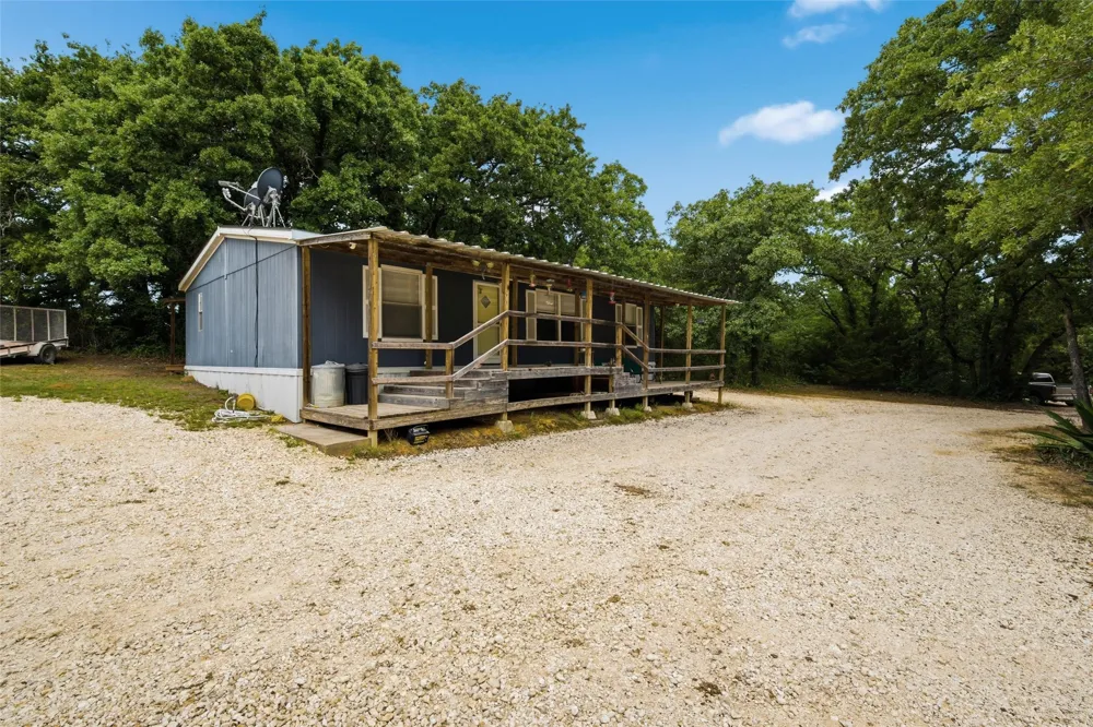 154 HCR 1217 Blum, TX 76627