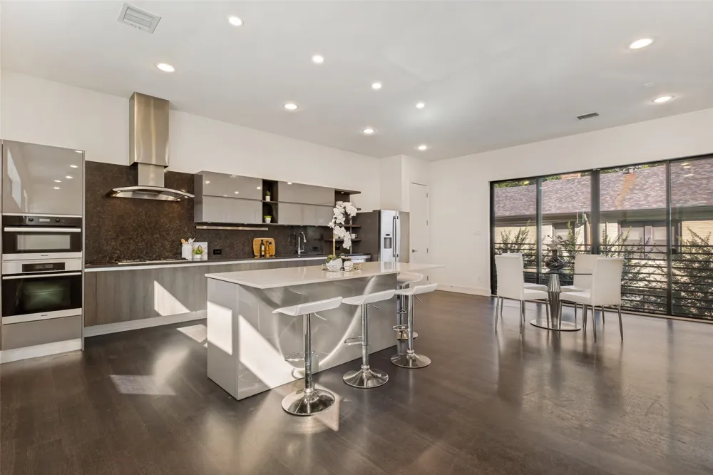 3336 Anchor Court Dallas, TX 75219