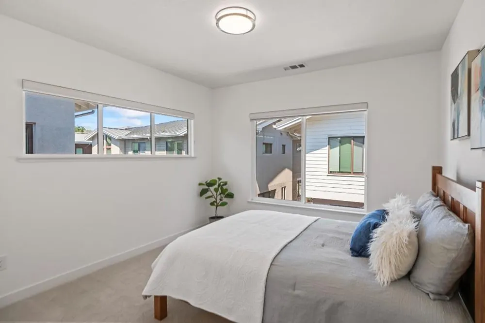 411 Brassinga Court Palo Alto, CA 94306