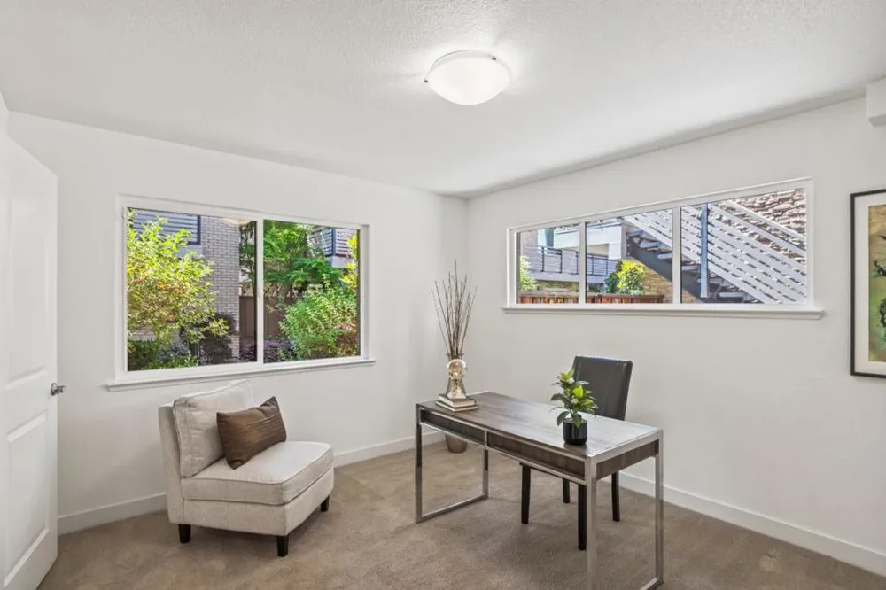 411 Brassinga Court Palo Alto, CA 94306