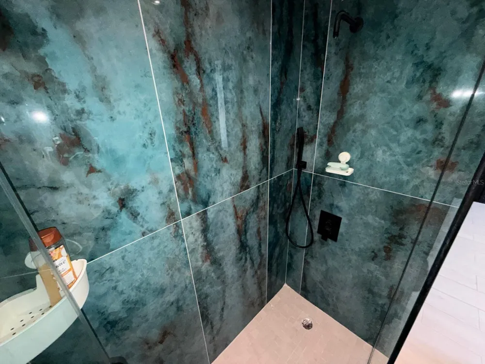 37 ISLA VERDE AVENUE #4C Carolina, PR 00979