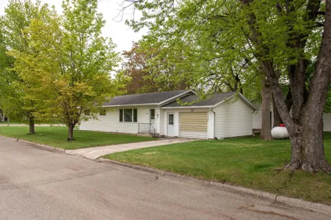 109 Arkansas Avenue