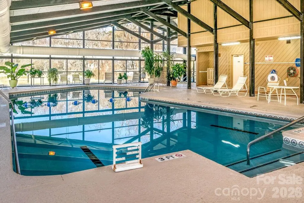 405 Wild Oak Lane Hendersonville, NC 28791