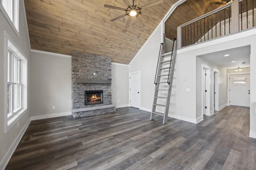 234 Lake View Drive Lavonia, GA 30553