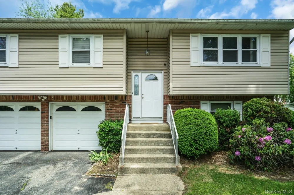 111 Daly Road East Northport, NY 11731