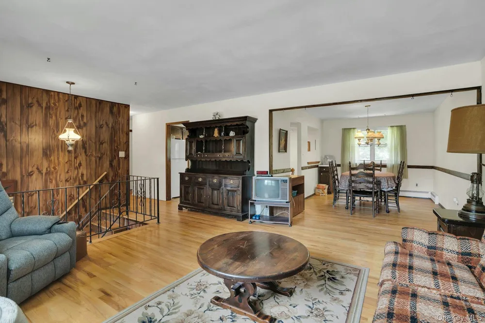 111 Daly Road East Northport, NY 11731