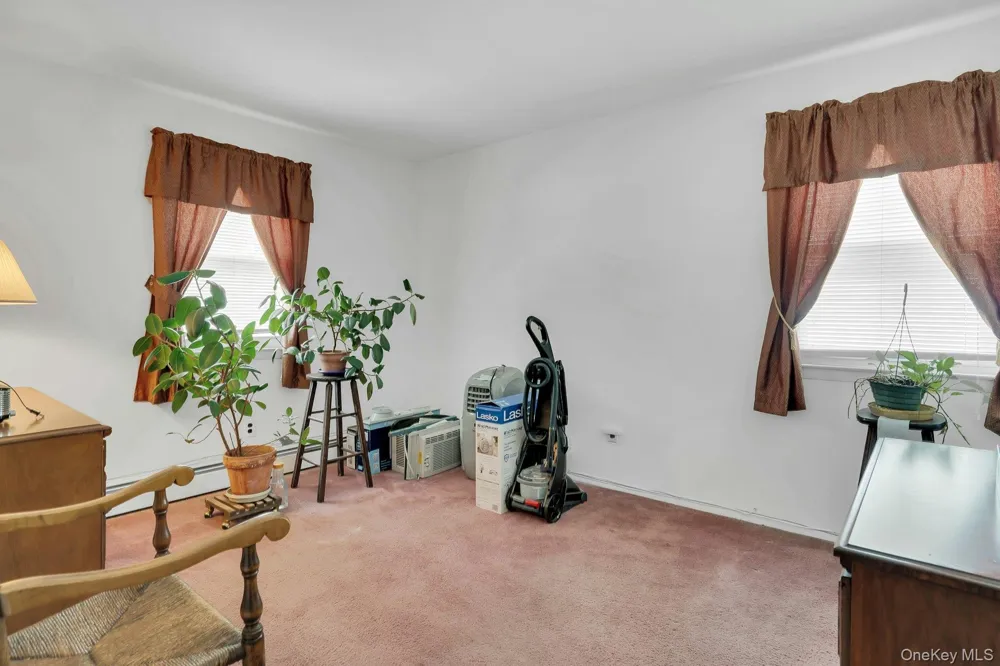 111 Daly Road East Northport, NY 11731