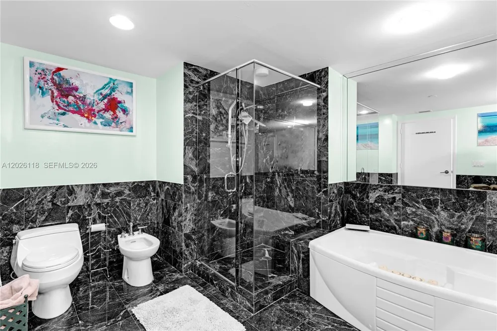 1455 Ocean Dr #1106 Miami Beach, FL 33139