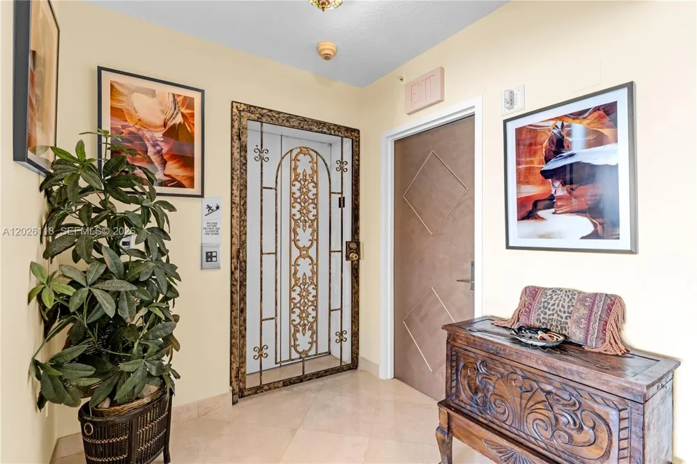 1455 Ocean Dr #1106 Miami Beach, FL 33139