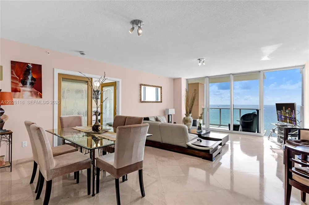 1455 Ocean Dr #1106 Miami Beach, FL 33139