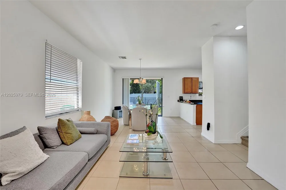 650 NE 191st Ter Miami, FL 33179