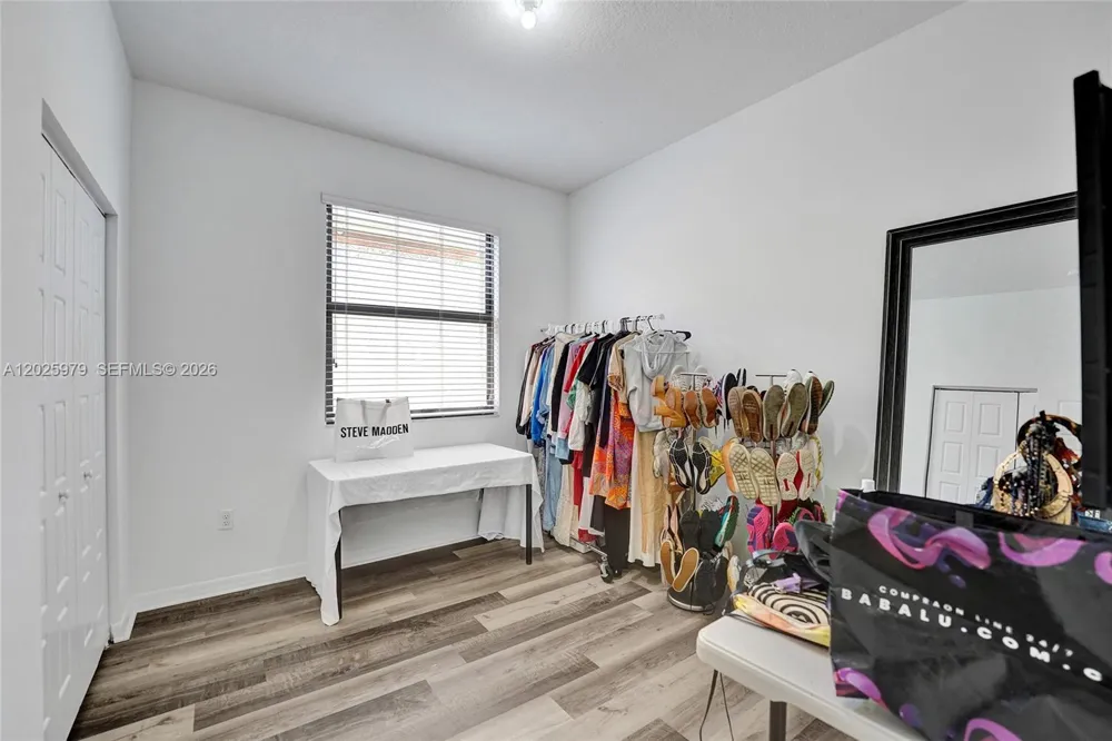 650 NE 191st Ter Miami, FL 33179