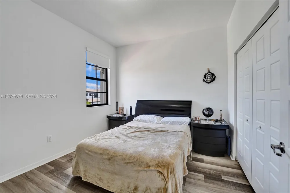 650 NE 191st Ter Miami, FL 33179