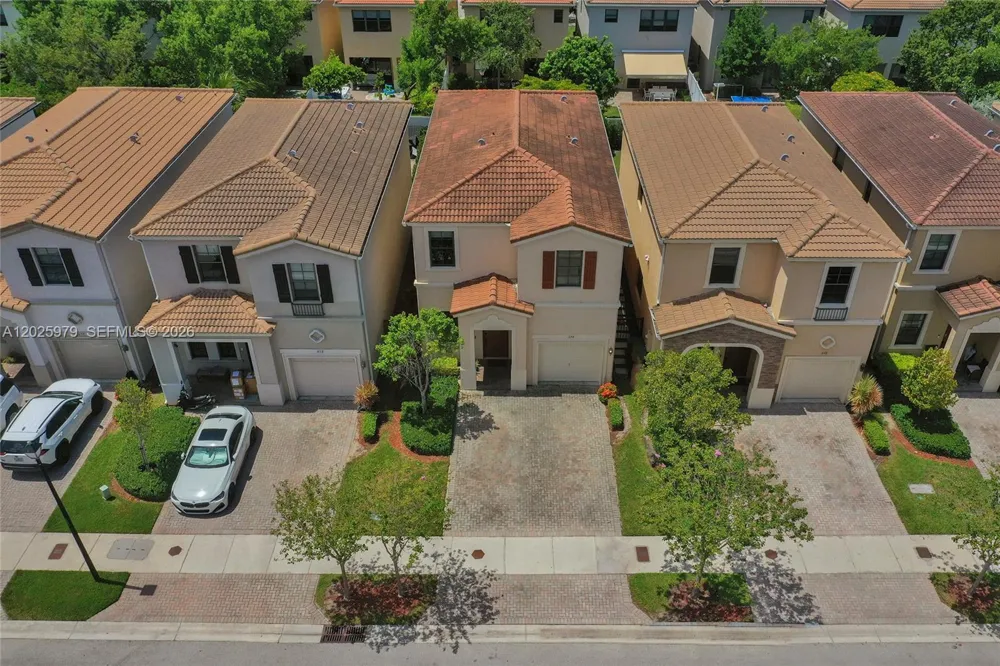 650 NE 191st Ter Miami, FL 33179