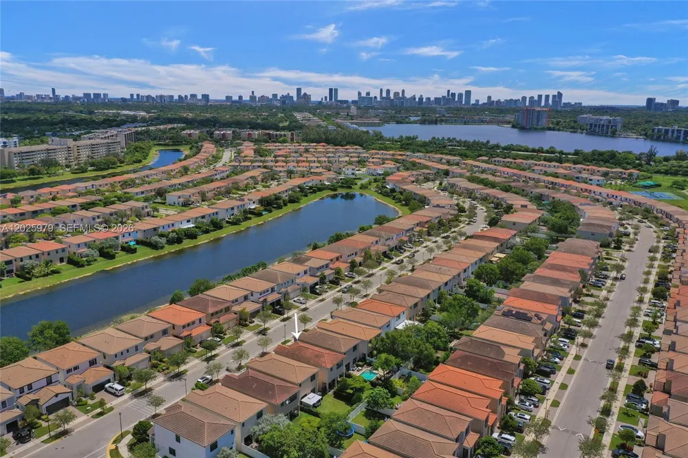 650 NE 191st Ter Miami, FL 33179