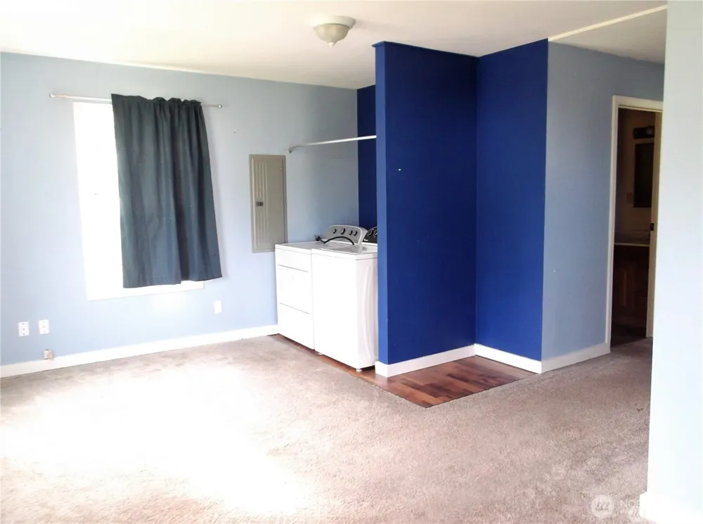 210 212 W Tacoma Avenue Westport, WA 98595