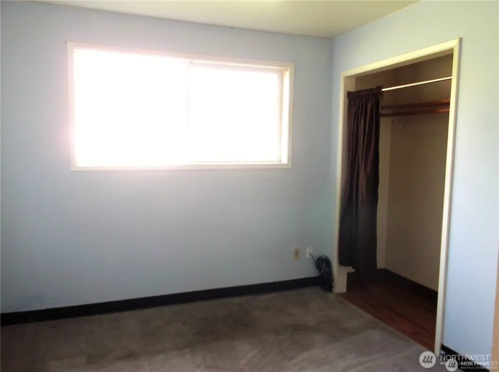 210 212 W Tacoma Avenue Westport, WA 98595
