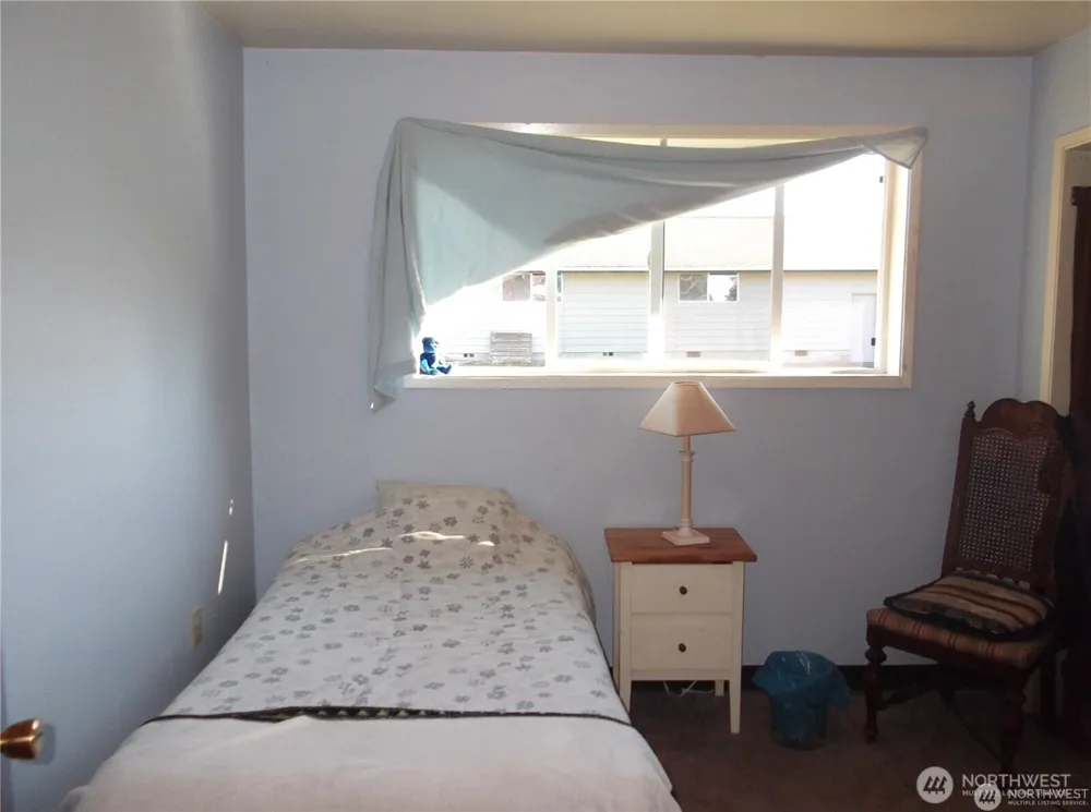 210 212 W Tacoma Avenue Westport, WA 98595