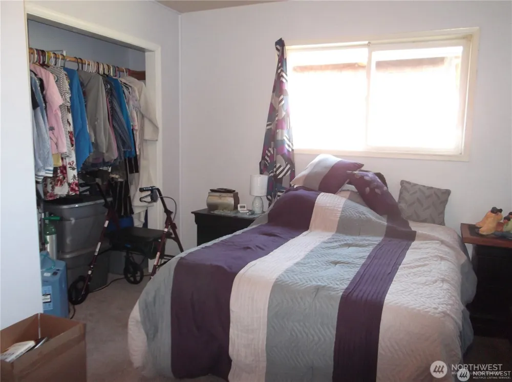 210 212 W Tacoma Avenue Westport, WA 98595