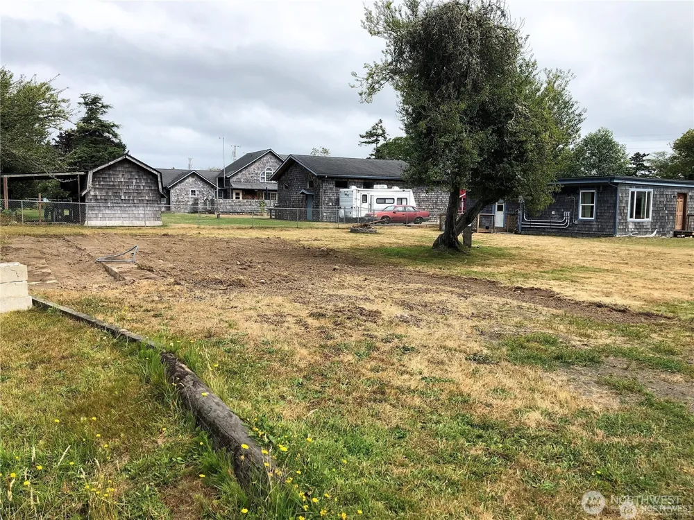 210 212 W Tacoma Avenue Westport, WA 98595
