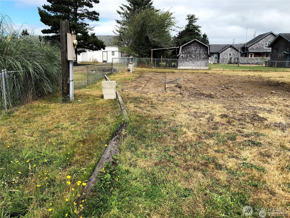210 212 W Tacoma Avenue Westport, WA 98595