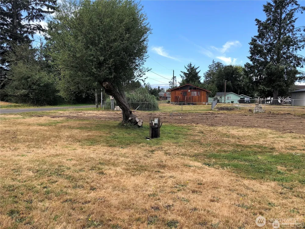 210 212 W Tacoma Avenue Westport, WA 98595