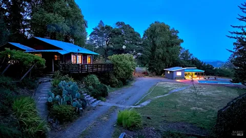 5000 Mohrhardt Ridge Road