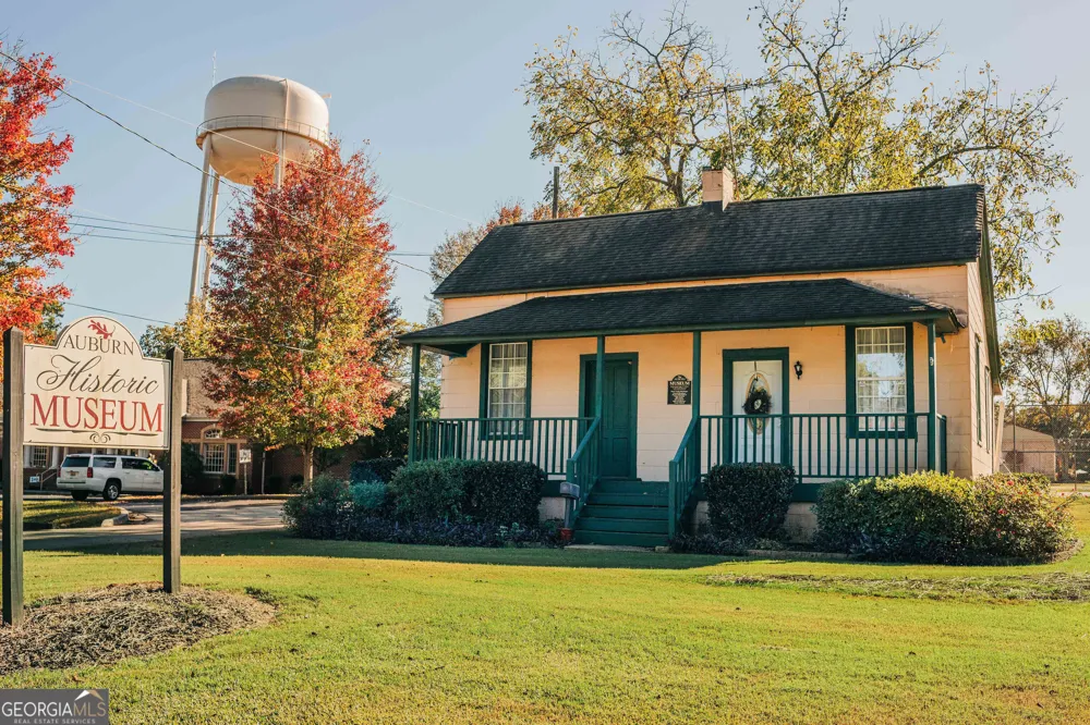 21 Butternut WAY Auburn, GA 30011