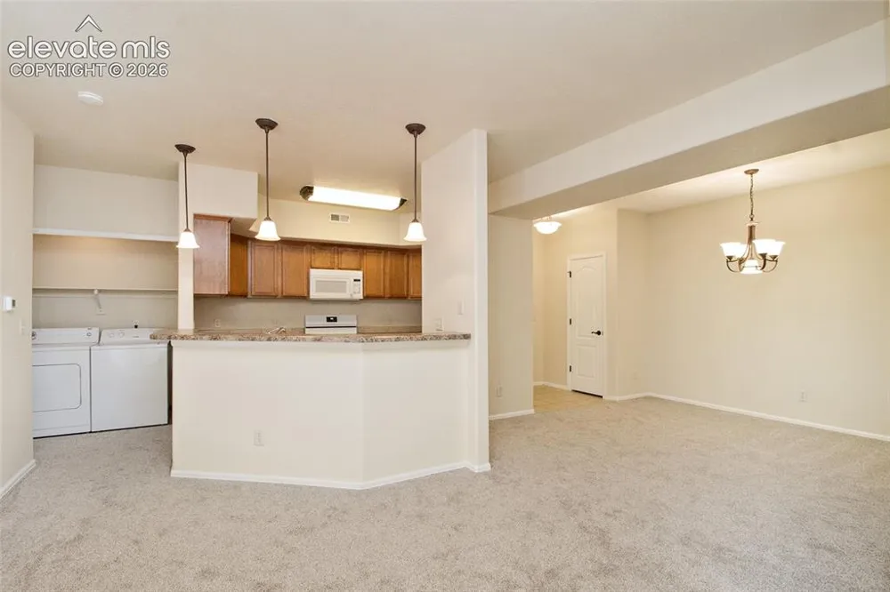 1935 Montura View #104 Colorado Springs, CO 80919