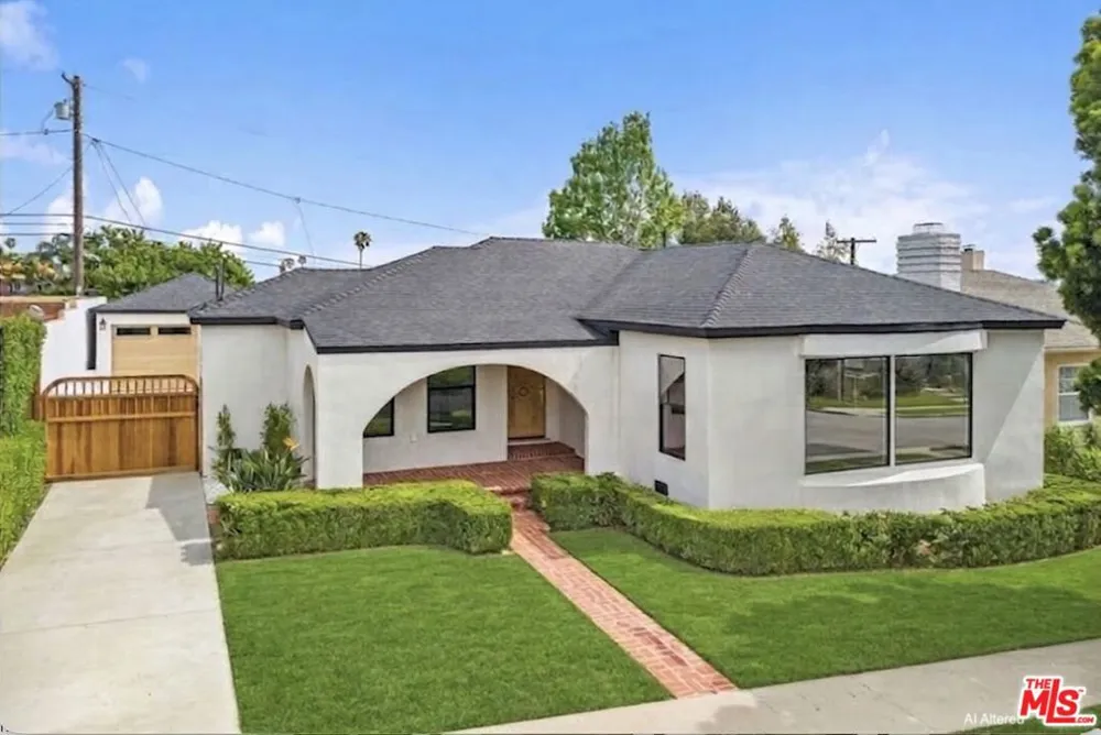 5168 Southridge Avenue Los Angeles, CA 90043