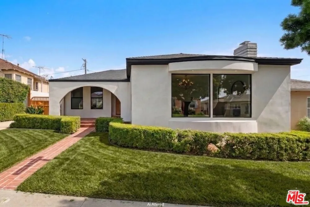 5168 Southridge Avenue Los Angeles, CA 90043