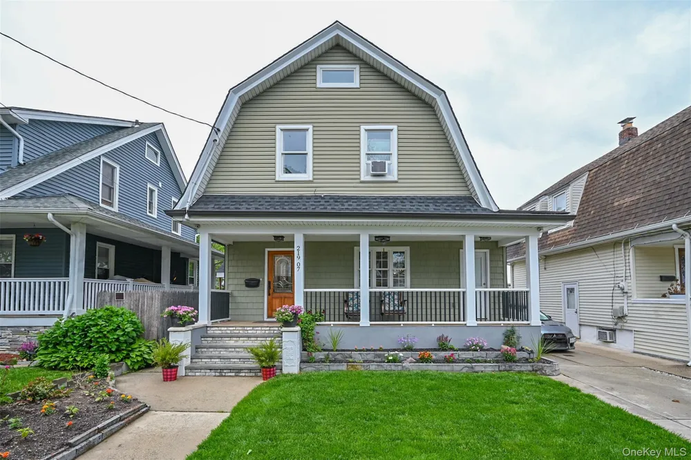 219-07 101st Avenue Queens Village, NY 11429