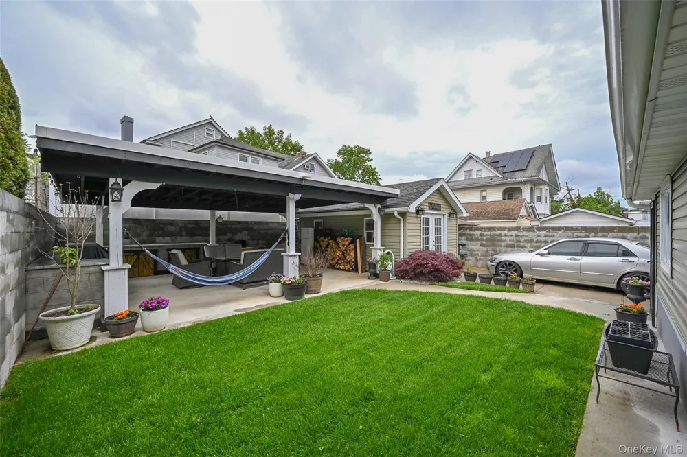 219-07 101st Avenue Queens Village, NY 11429