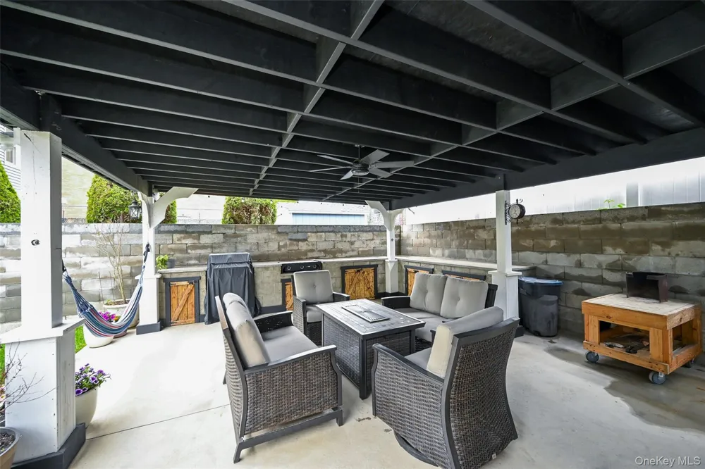 219-07 101st Avenue Queens Village, NY 11429
