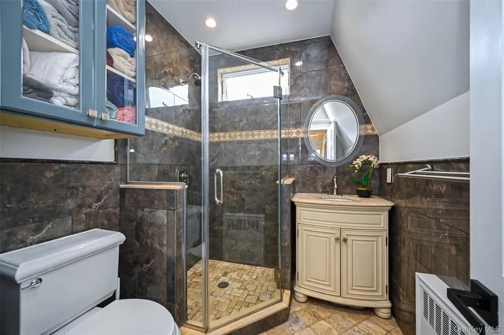 219-07 101st Avenue Queens Village, NY 11429