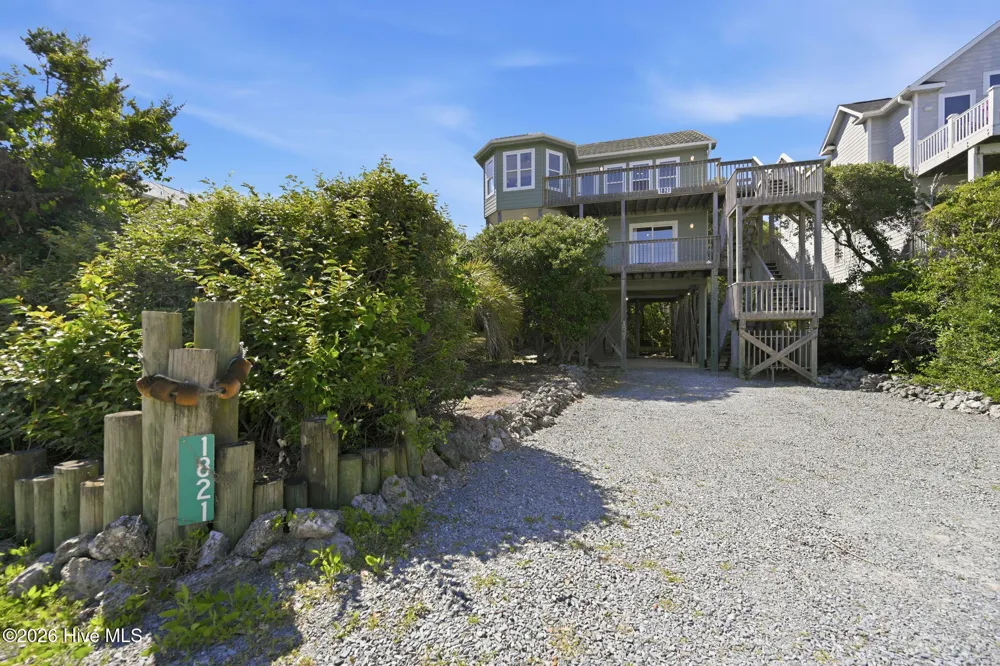 1821 S Shore Drive Surf City, NC 28445