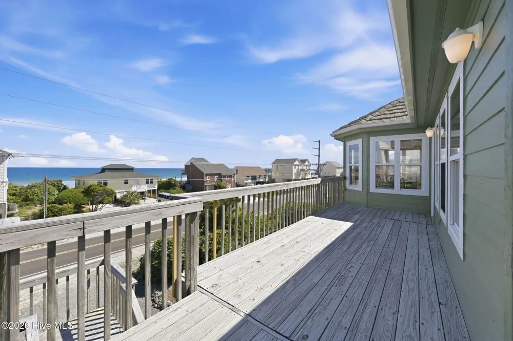 1821 S Shore Drive Surf City, NC 28445