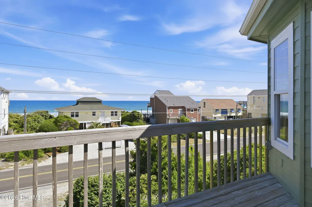 1821 S Shore Drive Surf City, NC 28445