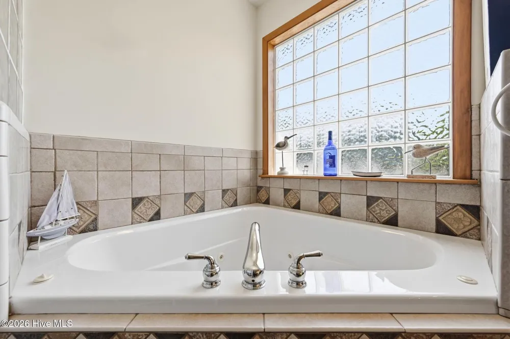 1821 S Shore Drive Surf City, NC 28445