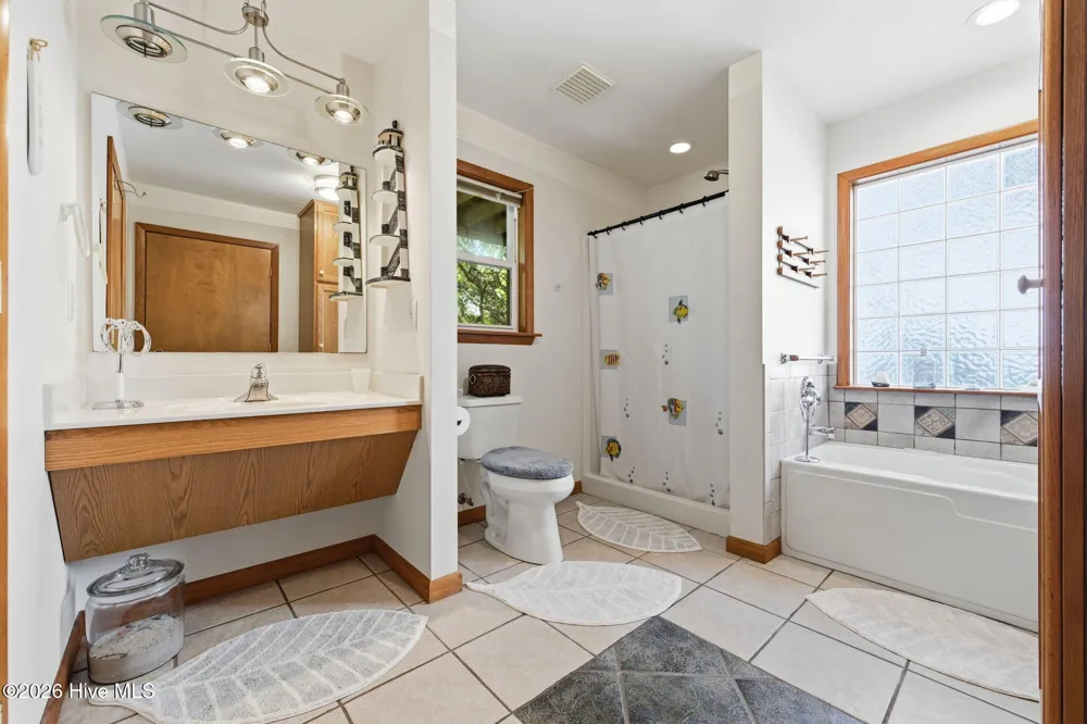 1821 S Shore Drive Surf City, NC 28445