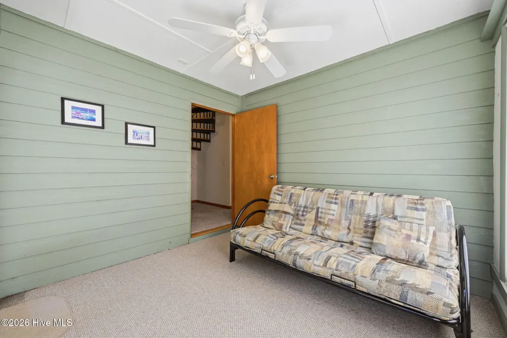 1821 S Shore Drive Surf City, NC 28445